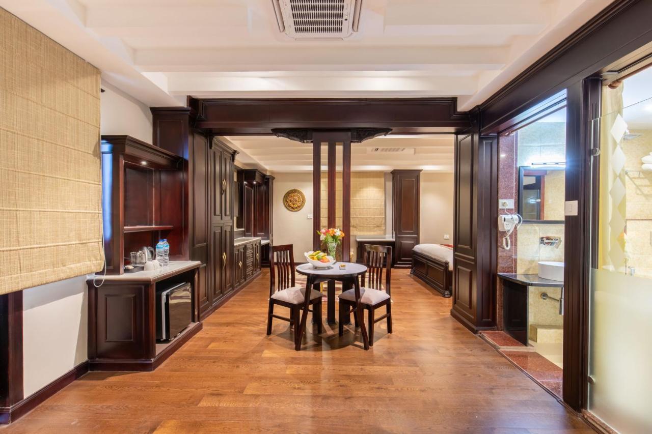 Hotel Pabera Heritage Boutique Катманду Екстериор снимка