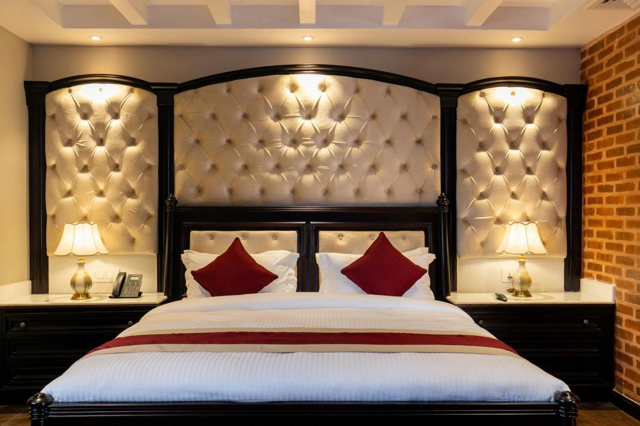 Hotel Pabera Heritage Boutique Катманду Екстериор снимка
