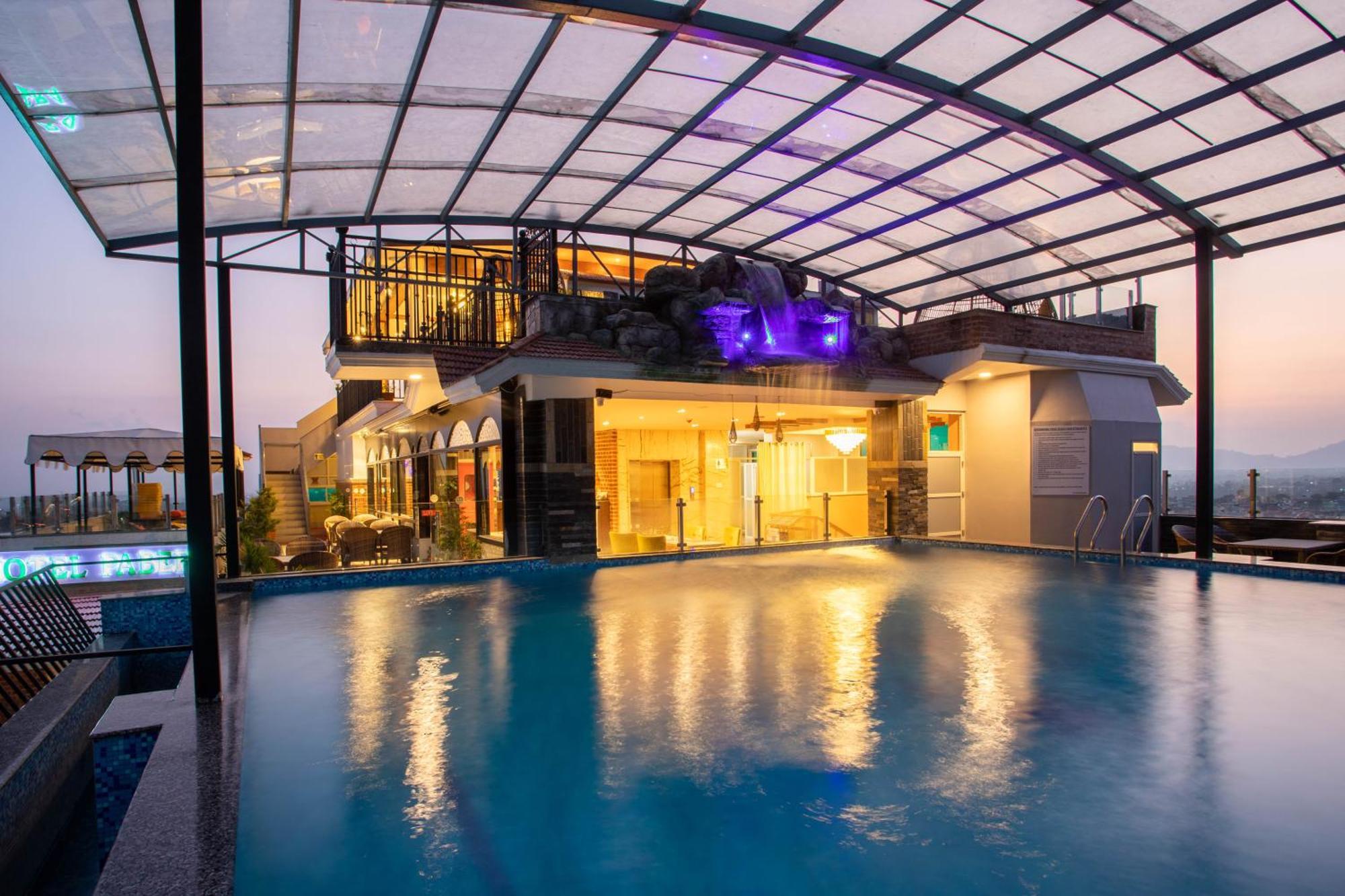 Hotel Pabera Heritage Boutique Катманду Екстериор снимка